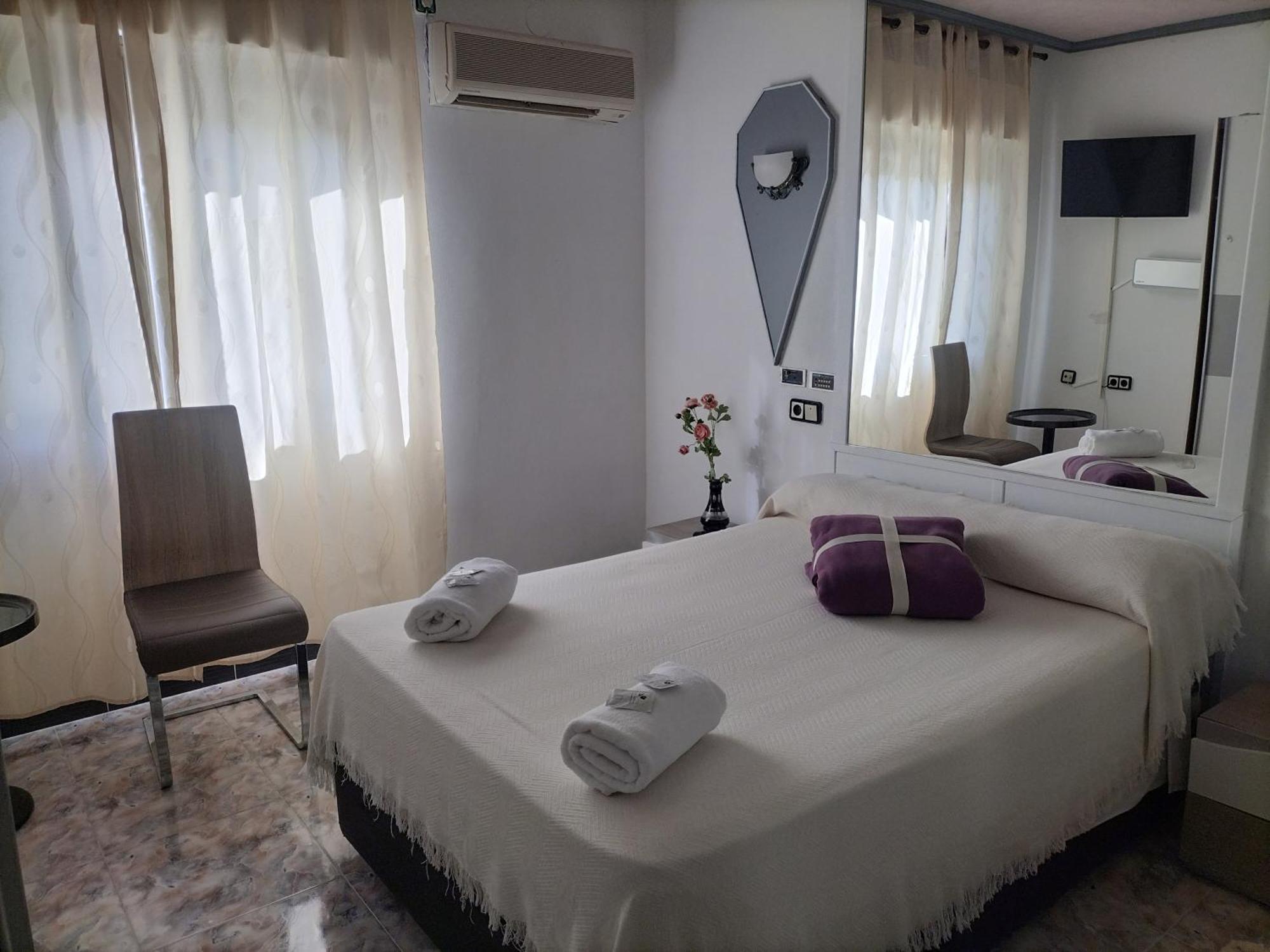 Hostal New York City Sonseca Dış mekan fotoğraf